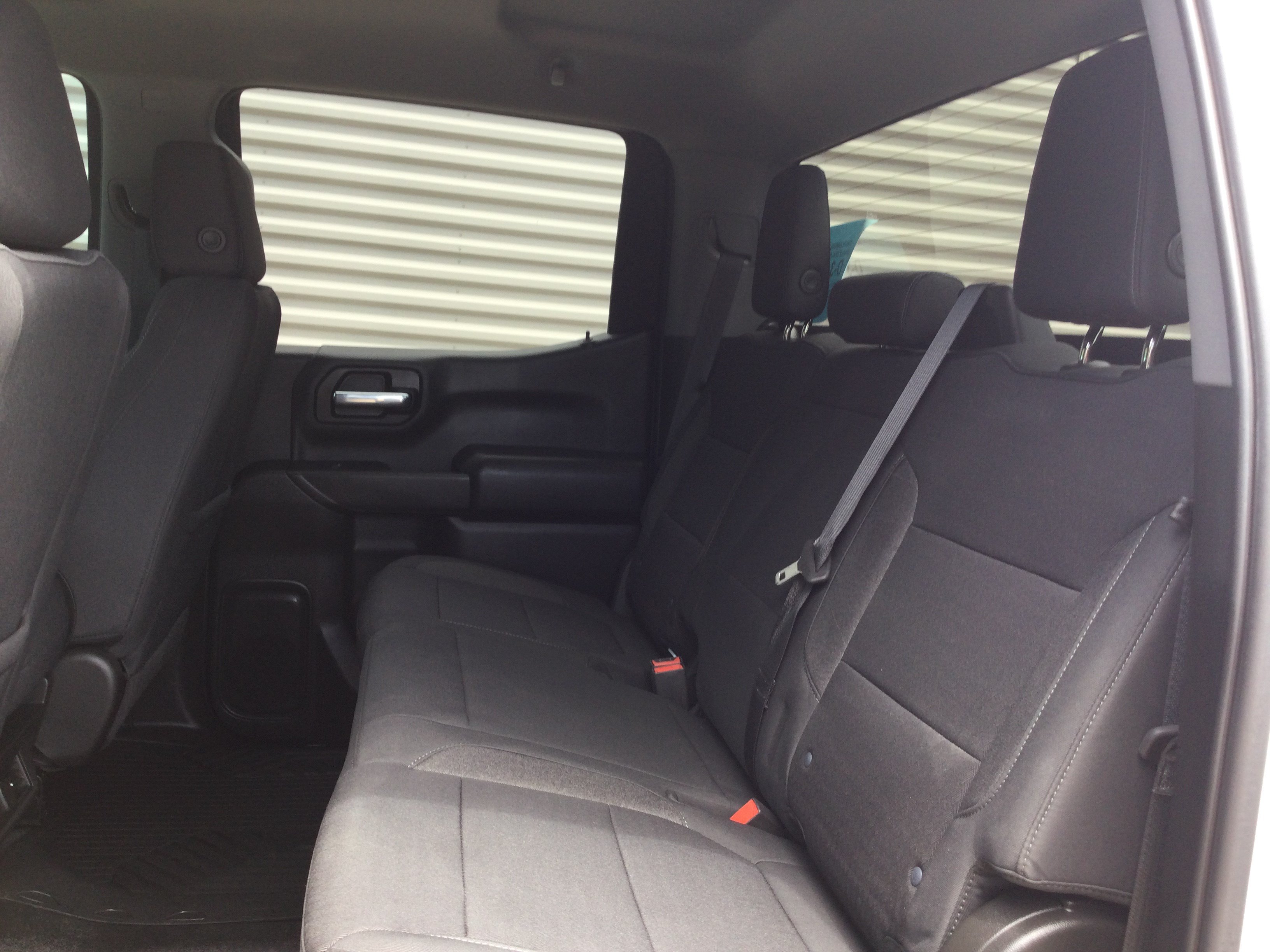 Used 2021 Chevrolet Silverado 1500 LT AWD/4WD image 6