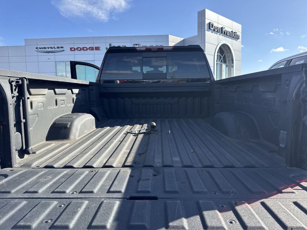 Used 2023 GMC Sierra 2500 Denali w/ Denali Black Diamond Edition image 24