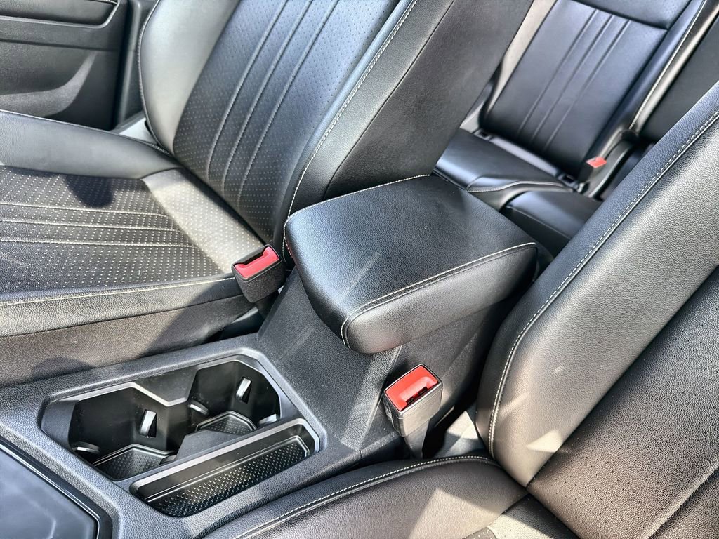 Used 2024 Volkswagen Tiguan SE R-Line image 22