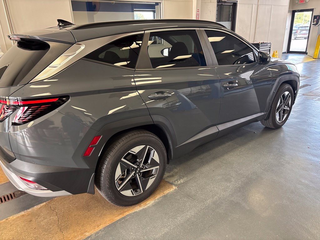 Used 2025 Hyundai Tucson SEL FWD image 9