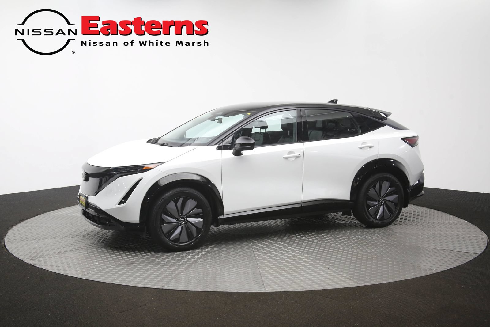 Used 2024 Nissan Ariya AWD image 56