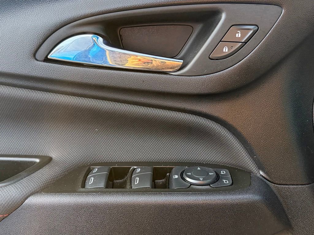 Used 2024 Chevrolet Equinox RS w/ LPO, Floor Liner Package image 18