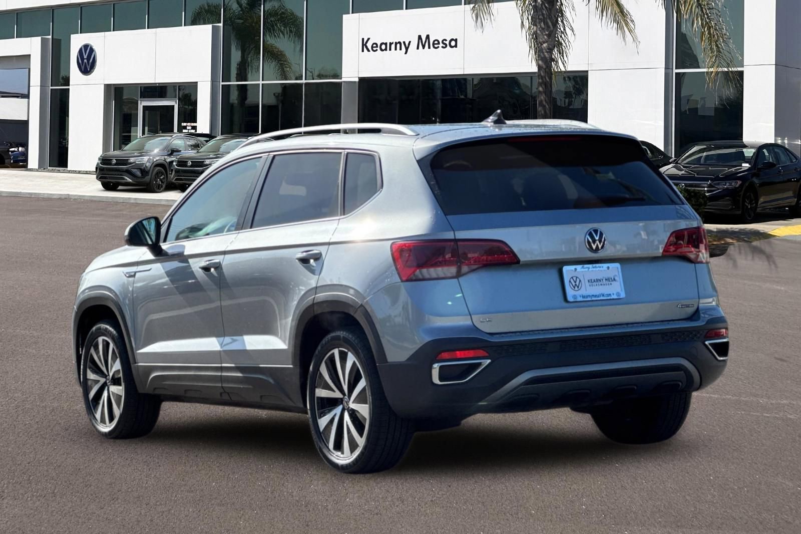 Used 2022 Volkswagen Taos SE image 6