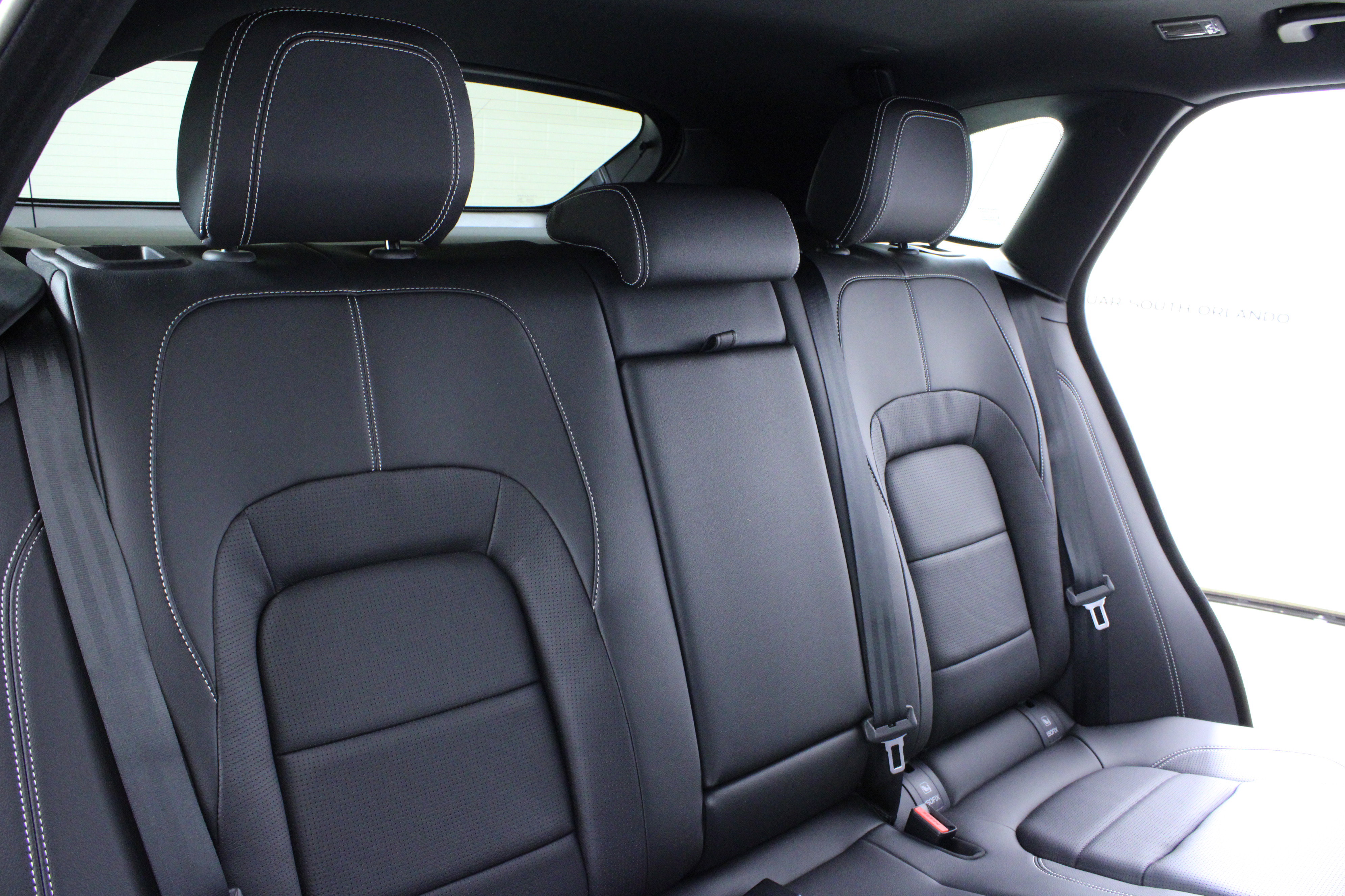 New 2026 Jaguar F-PACE R-Dynamic S image 12