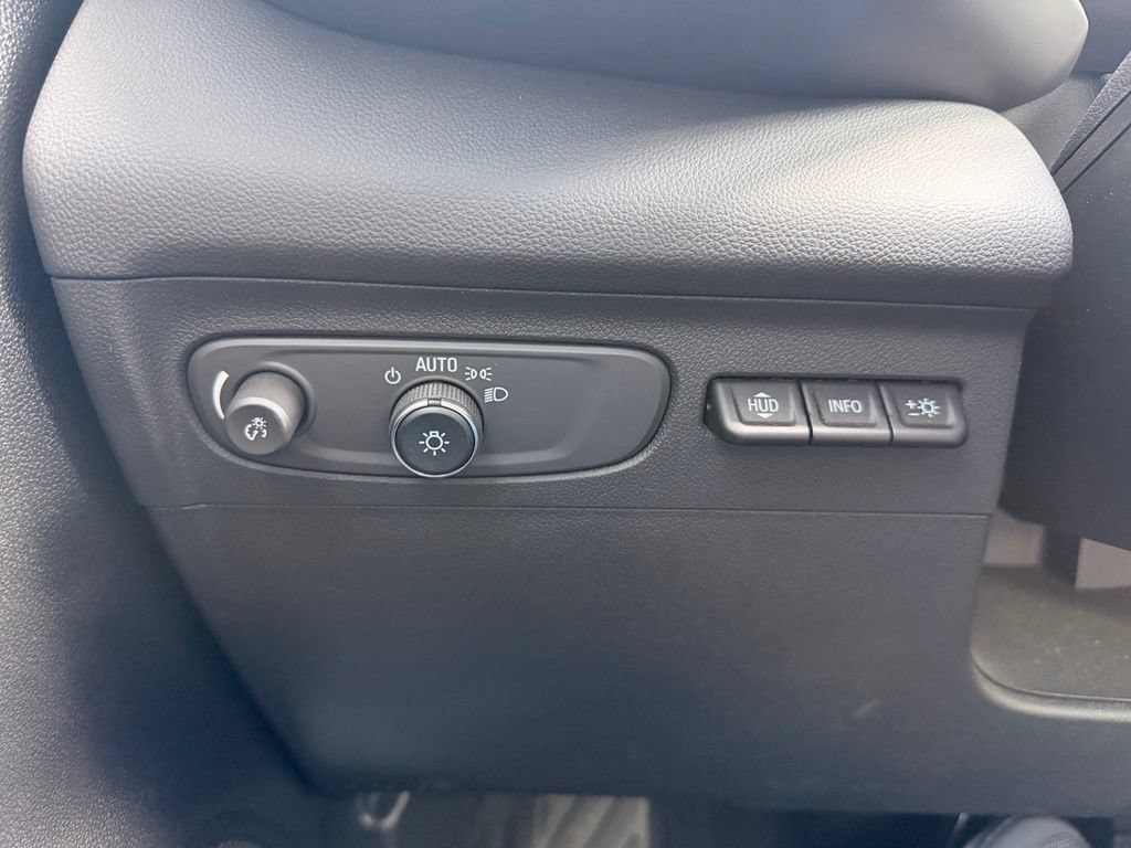 Used 2023 Buick Envision Avenir AWD/4WD image 26
