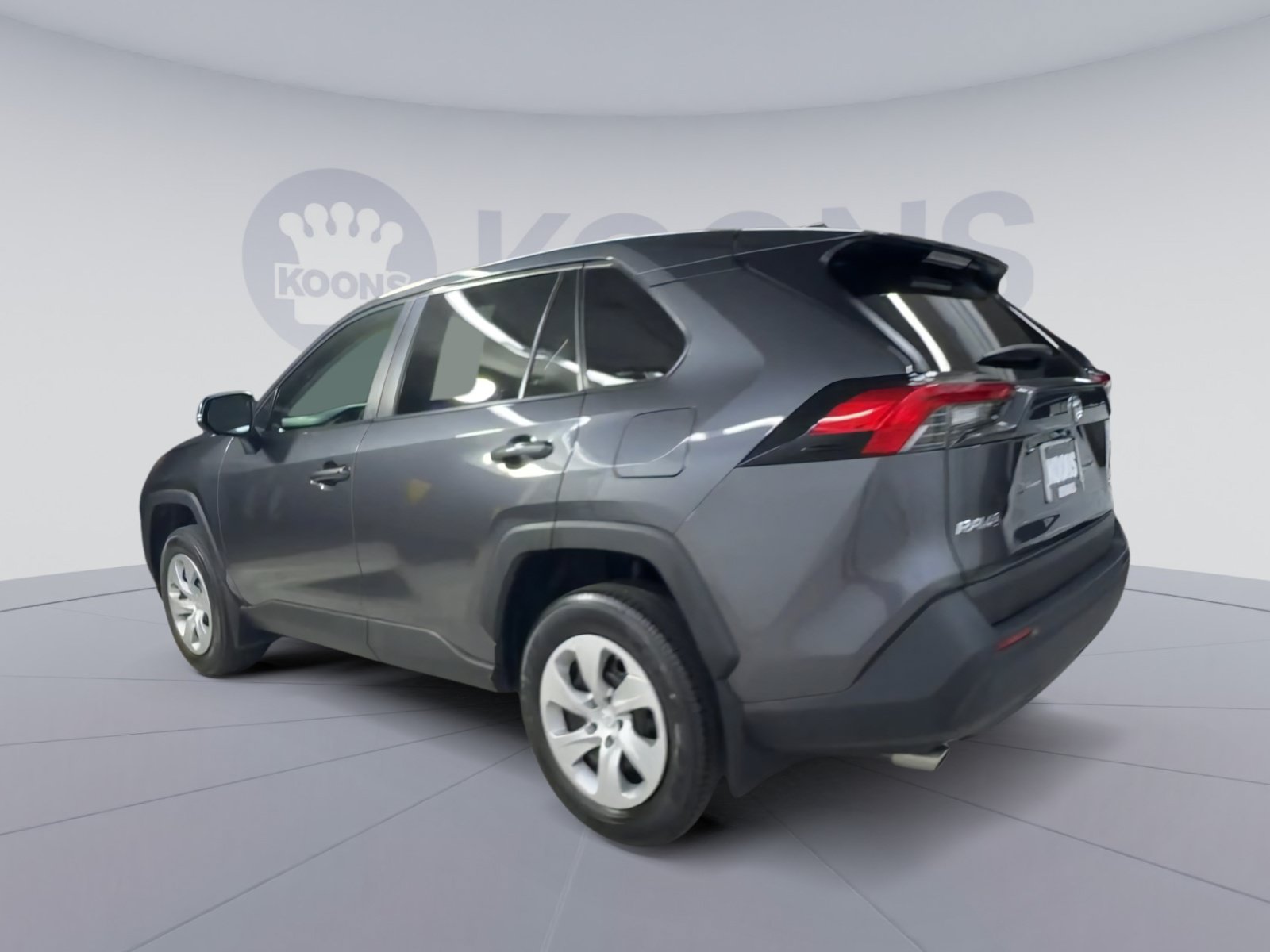 Used 2024 Toyota RAV4 LE AWD/4WD image 8