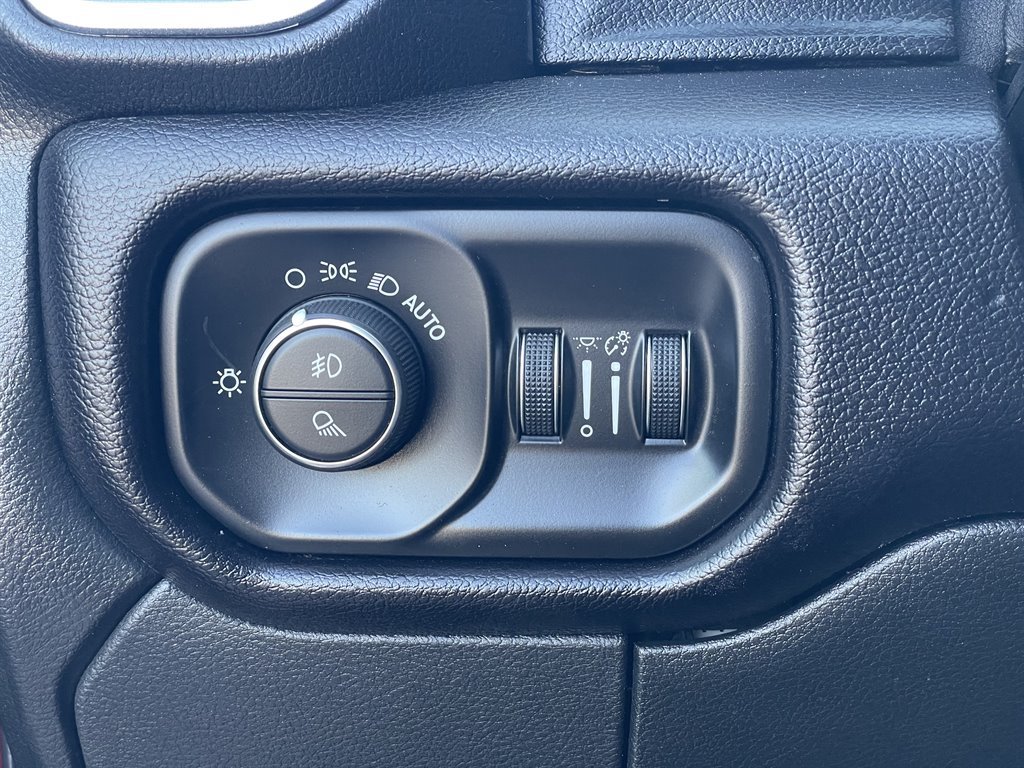 Used 2021 RAM 2500 Laramie w/ Night Edition AWD/4WD image 35