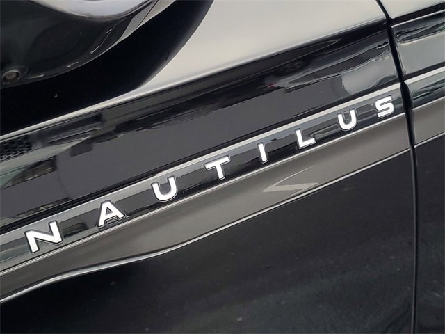 Certified 2024 Lincoln Nautilus Reserve w/ Jet Appearance Package (87T) image 10