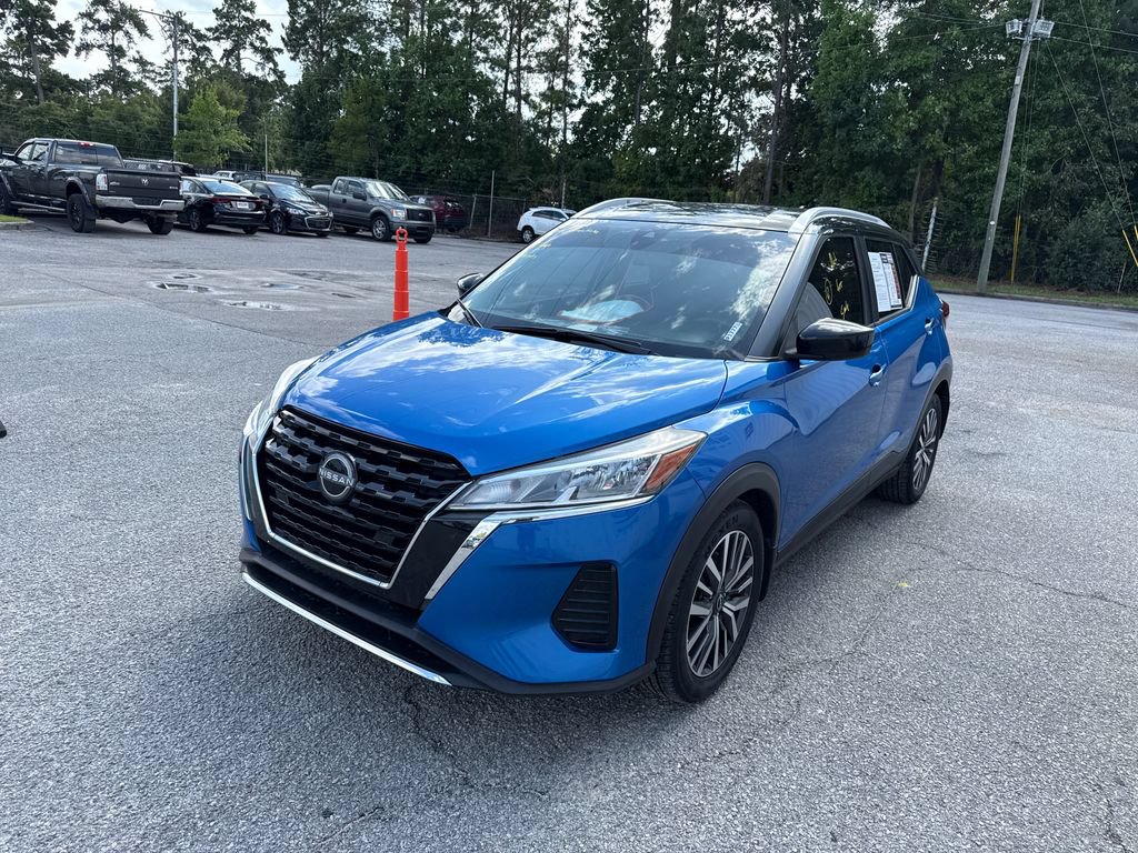 Used 2022 Nissan Kicks SV FWD image 4