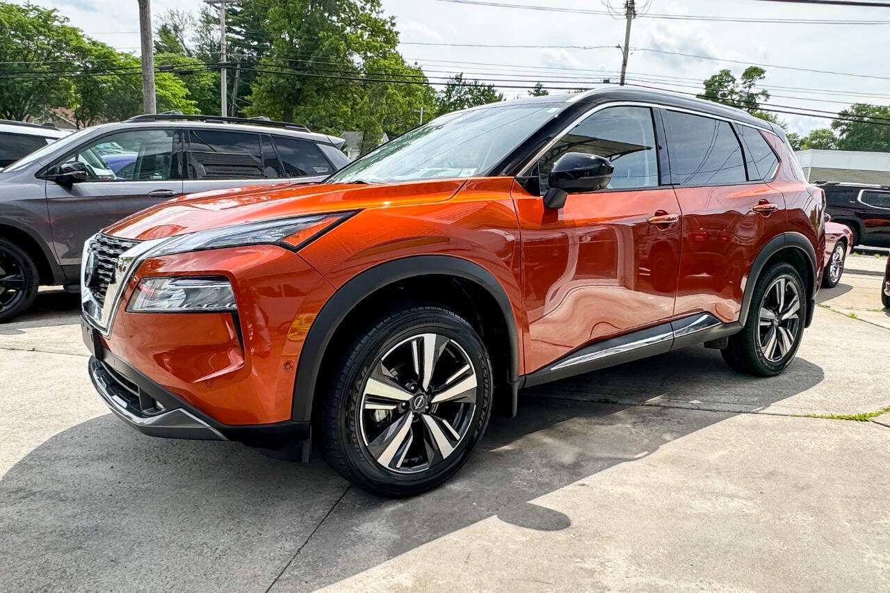 Used 2022 Nissan Rogue SL w/ SL Premium Package image 7