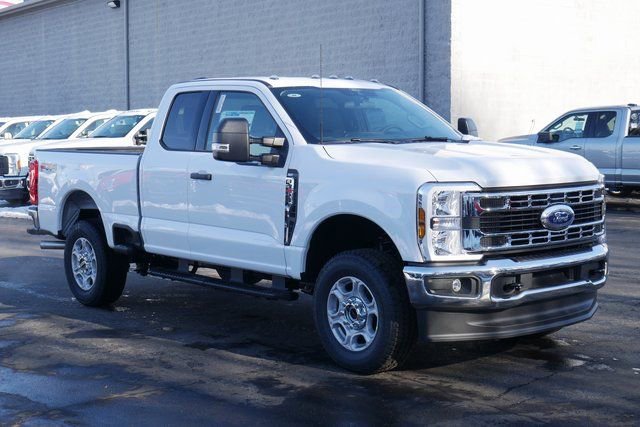 New 2026 Ford F250 XLT w/ FX4 Off-Road Package AWD/4WD image 5