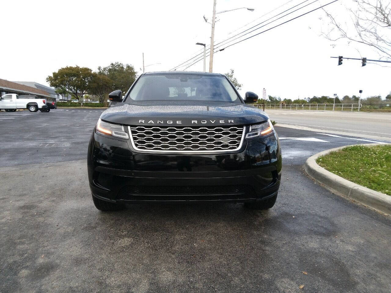 Used 2018 Land Rover Range Rover Velar S AWD/4WD image 4