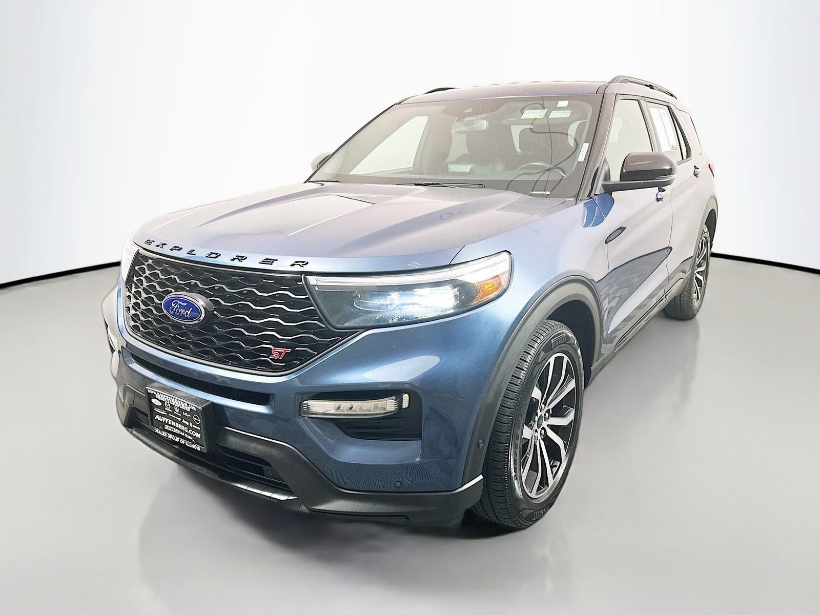 Used 2020 Ford Explorer ST w/ Premium Technology Package AWD/4WD image 3