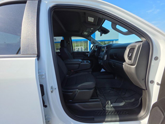 Used 2025 Chevrolet Silverado 2500 Custom w/ Custom Value Package AWD/4WD image 13