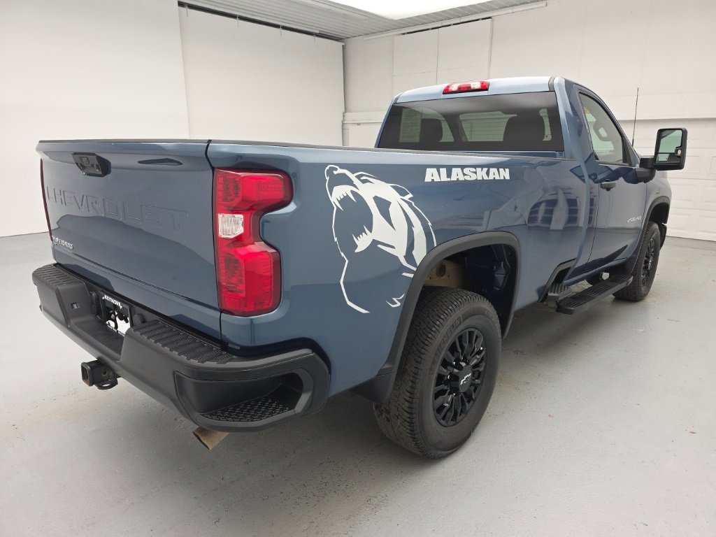 Used 2025 Chevrolet Silverado 2500 W/T image 12