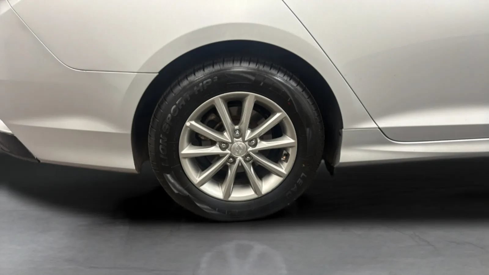 Used 2018 Hyundai Sonata SE FWD image 25