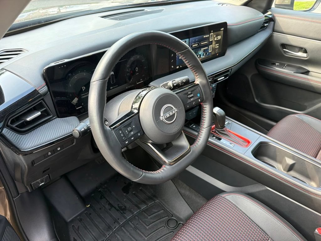 Used 2025 Nissan Kicks SR w/ SR Premium Package AWD/4WD image 10