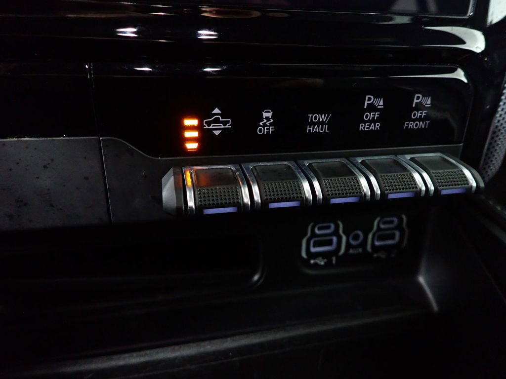 Used 2021 RAM 1500 Limited w/ Off Road Group image 30