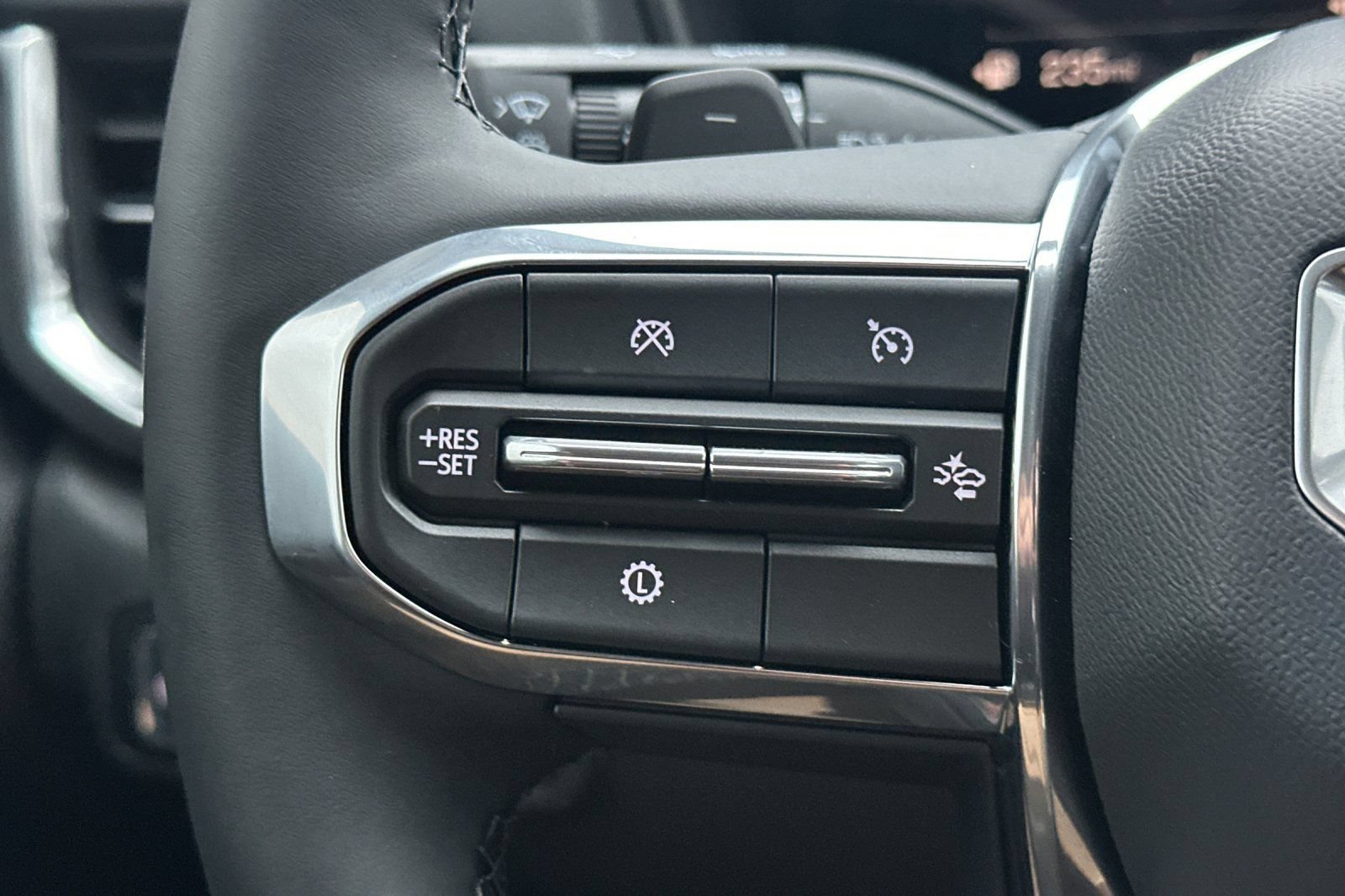 New 2026 GMC Terrain Elevation w/ Elevation Premium Package AWD/4WD image 26