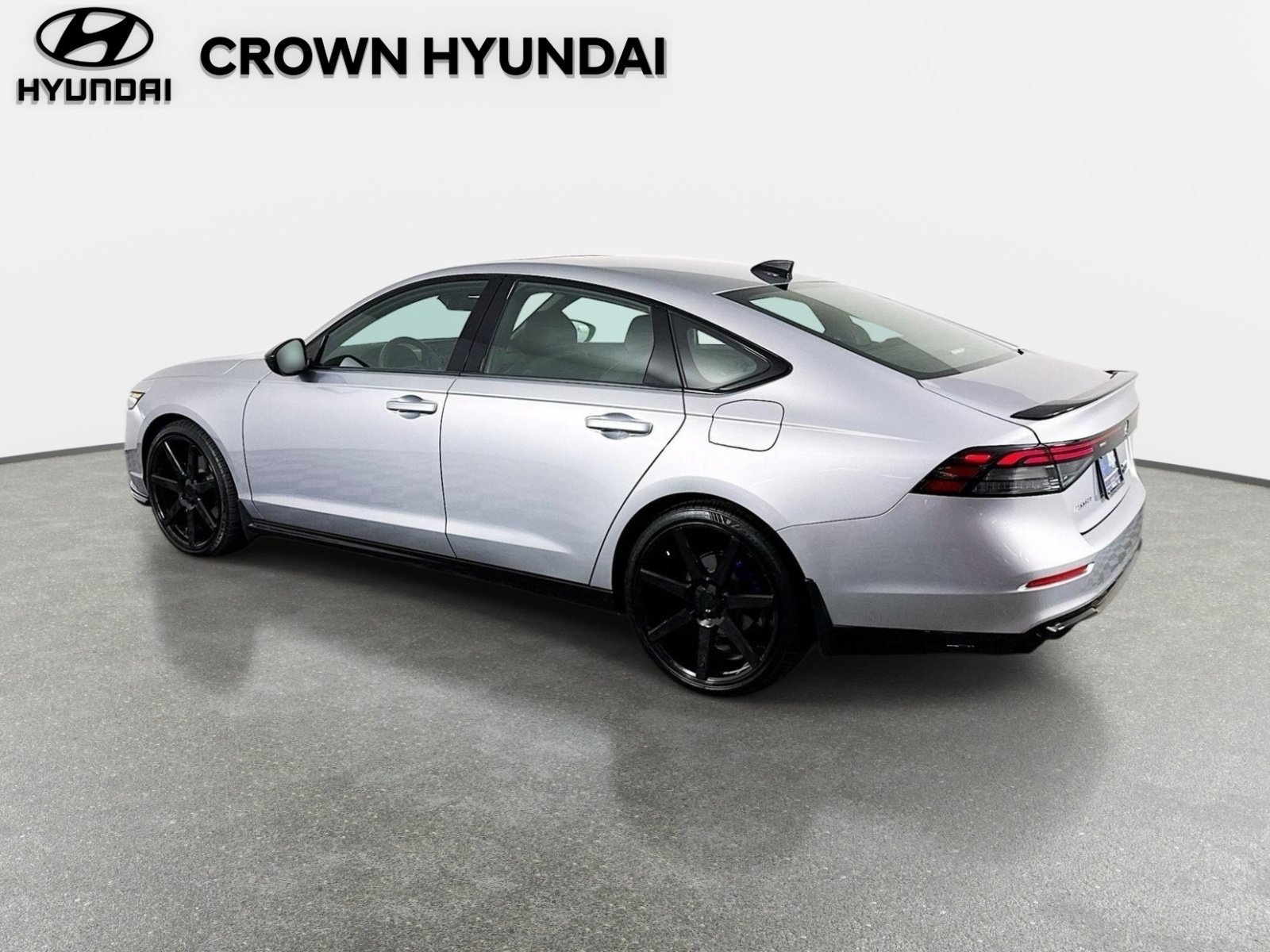 Used 2023 Honda Accord Sport image 8