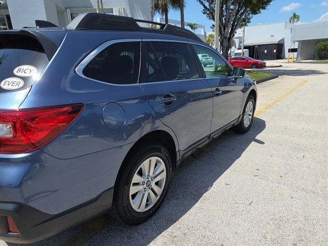 Used 2018 Subaru Outback 2.5i Premium AWD/4WD image 4