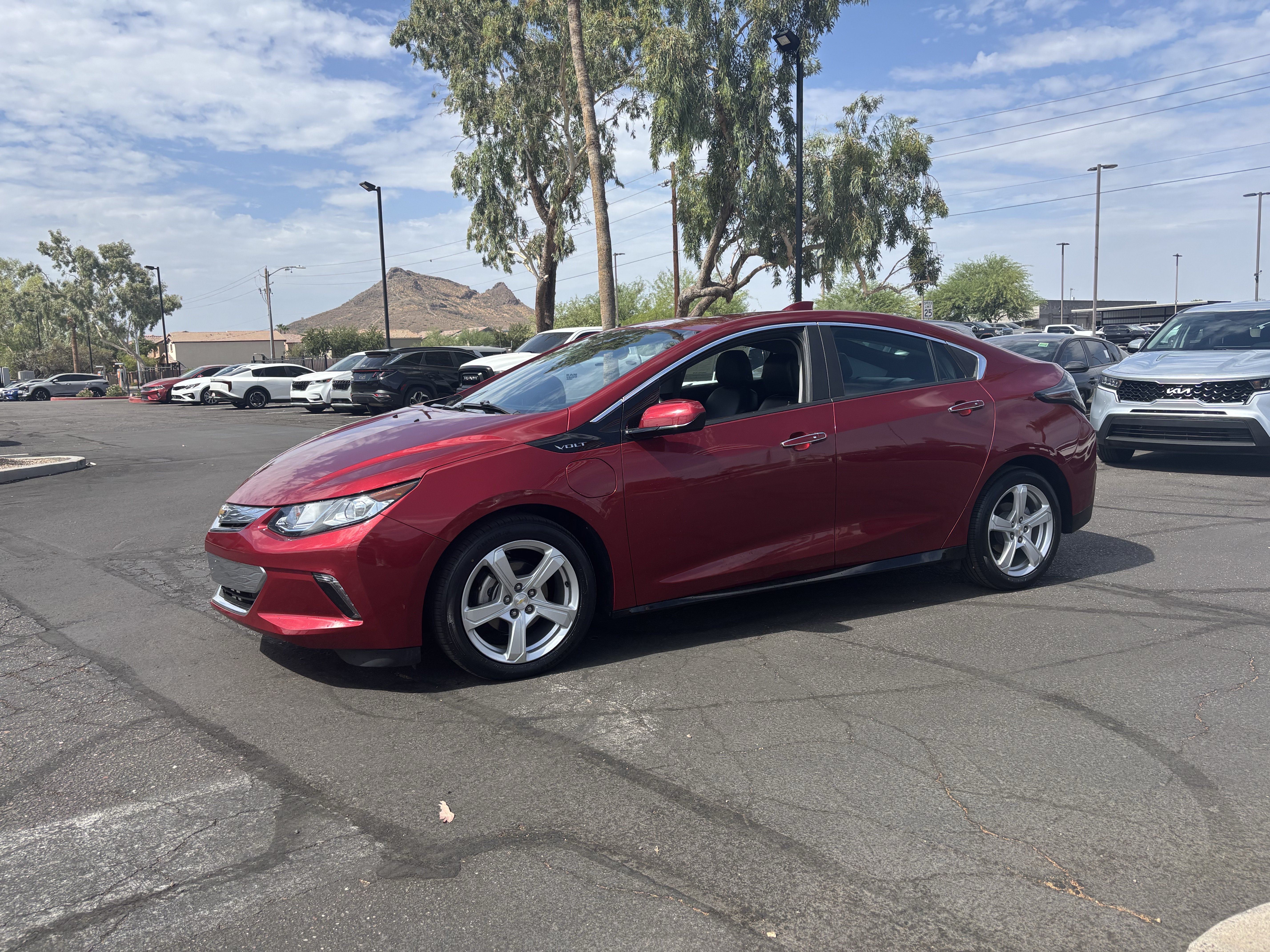 Used 2018 Chevrolet Volt LT w/ LT Driver Confidence Package FWD image 6