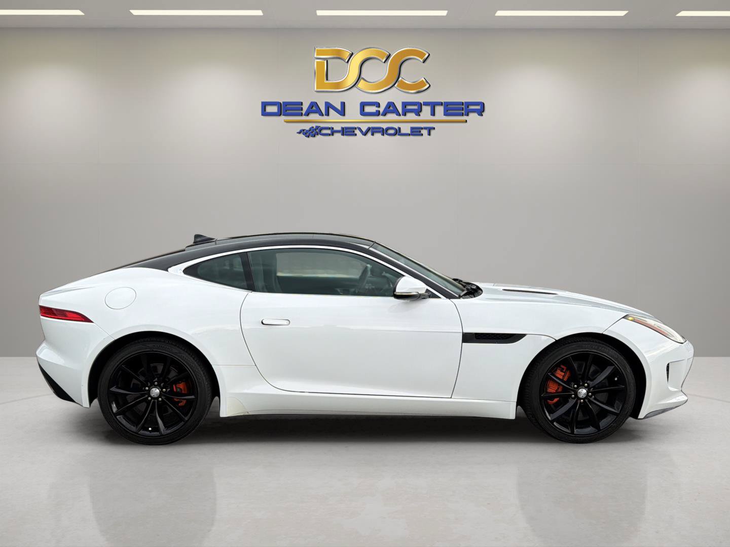 Used 2015 Jaguar F-TYPE S RWD image 6
