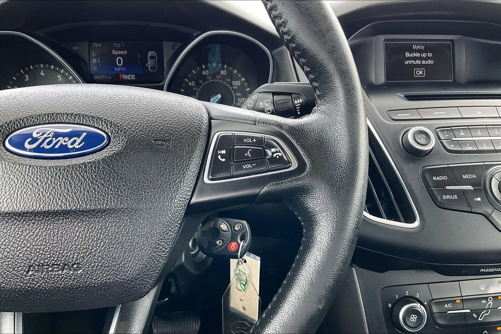 Used 2016 Ford Focus SE w/ Equipment Group 201A image 11
