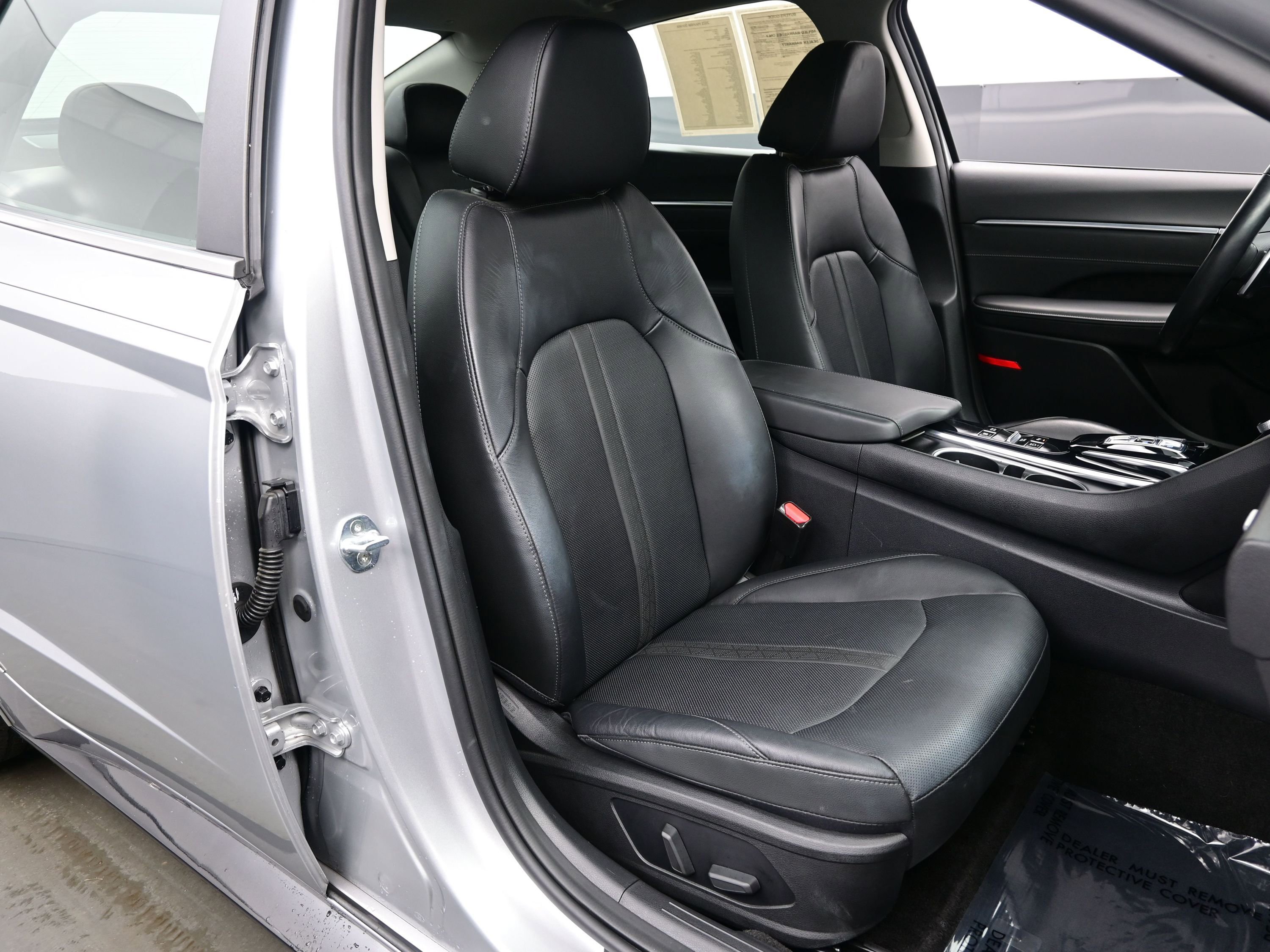 Used 2021 Hyundai Sonata Limited image 15