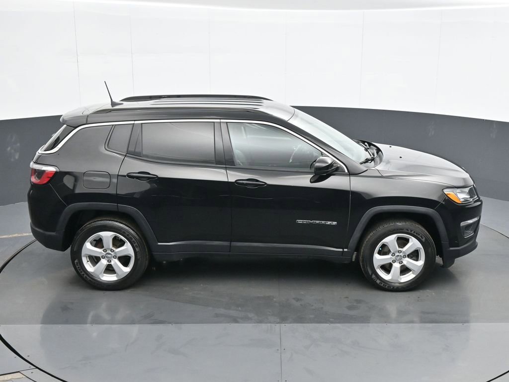 Used 2018 Jeep Compass Latitude w/ Popular Equipment Group image 22