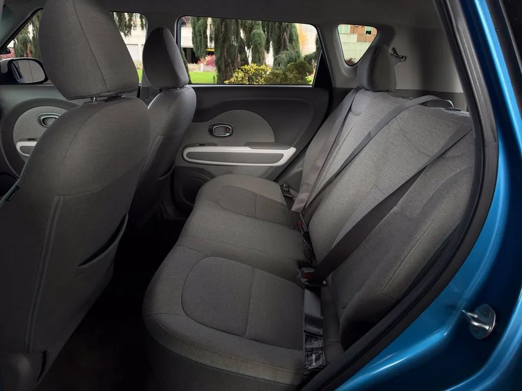 Used 2016 Kia Soul EV FWD image 43