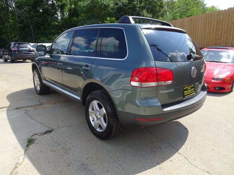 Used 2004 Volkswagen Touareg V6 AWD/4WD image 7