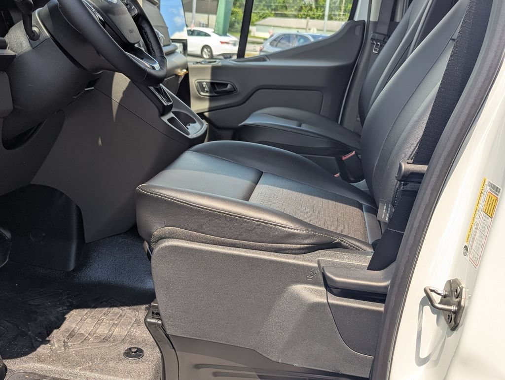 New 2026 Ford Transit 250 148 Medium Roof Extended AWD image 6