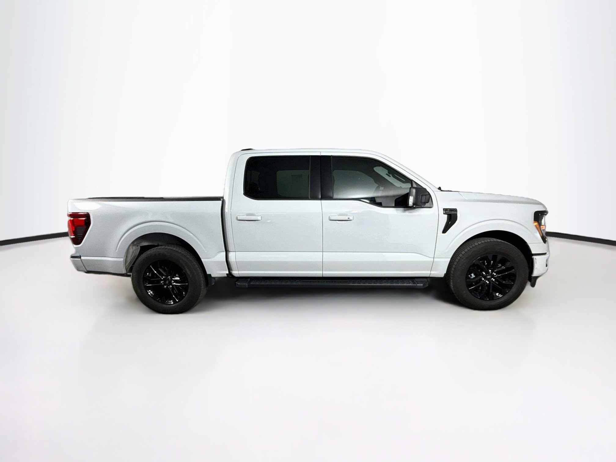 Used 2024 Ford F150 XLT w/ Equipment Group 302A MID RWD image 2