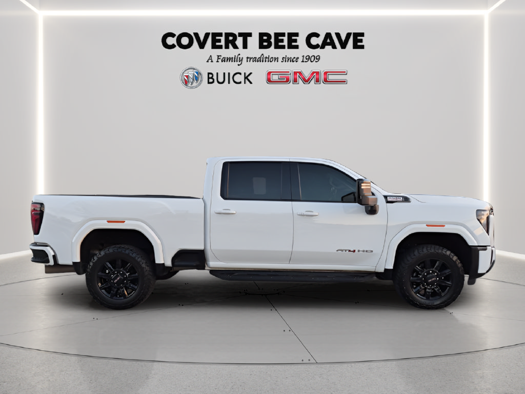 Used 2024 GMC Sierra 2500 AT4 w/ AT4 Preferred Package AWD/4WD image 11