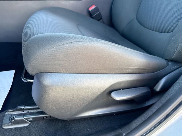 Used 2025 Toyota RAV4 LE image 12