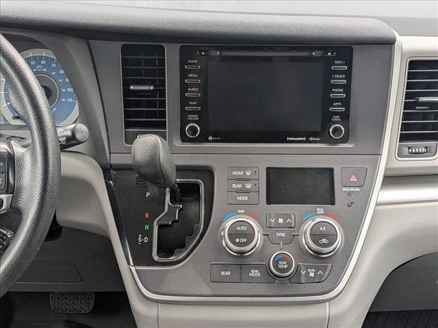 Used 2020 Toyota Sienna LE image 14