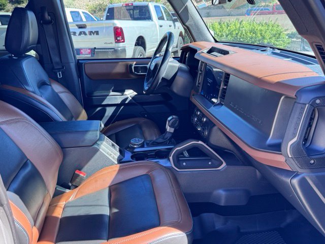 Used 2024 Ford Bronco Outer Banks AWD/4WD image 12
