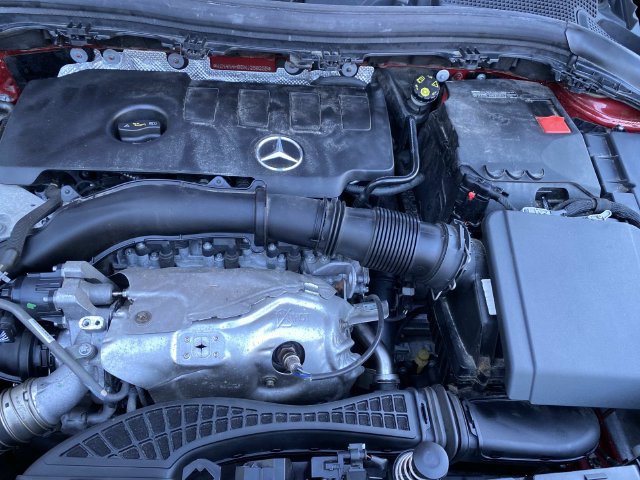 Used 2021 Mercedes-Benz GLA 250 4MATIC image 34