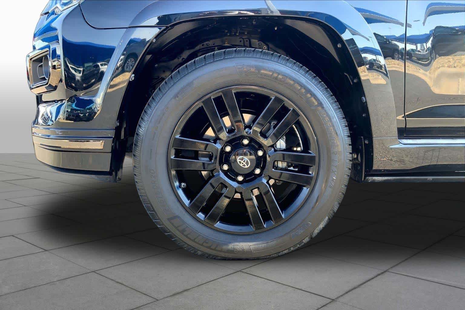 Used 2019 Toyota 4Runner Limited AWD/4WD image 11