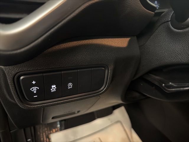 Used 2024 Kia Soul LX w/ Option Group 015 FWD image 37