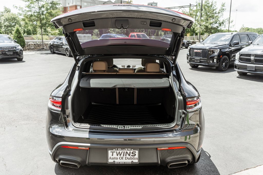 Used 2022 Porsche Macan image 34