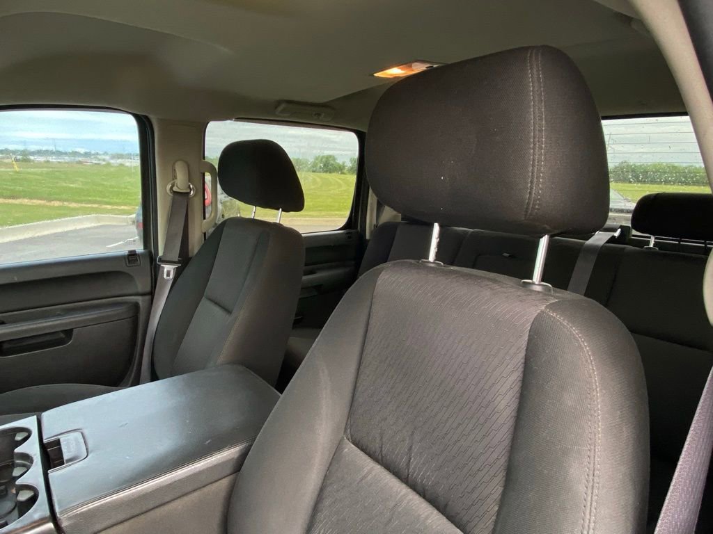 Used 2014 Chevrolet Silverado 2500 LT w/ Convenience Package image 10