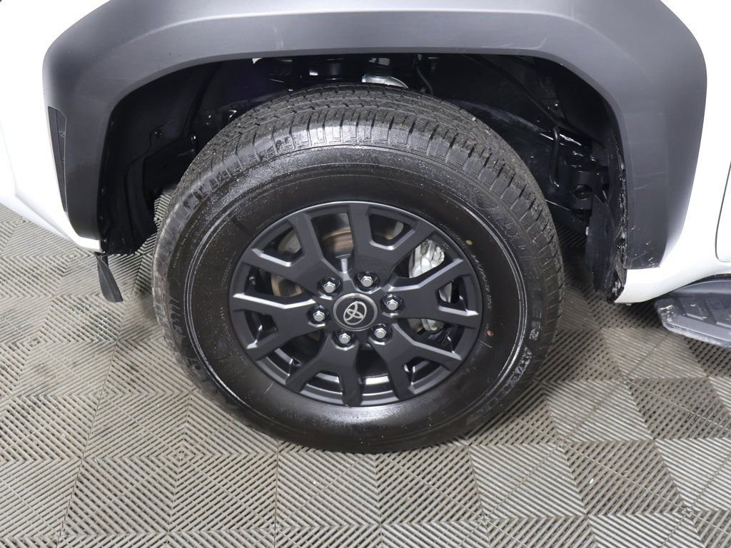 Used 2025 Toyota 4Runner SR5 image 16