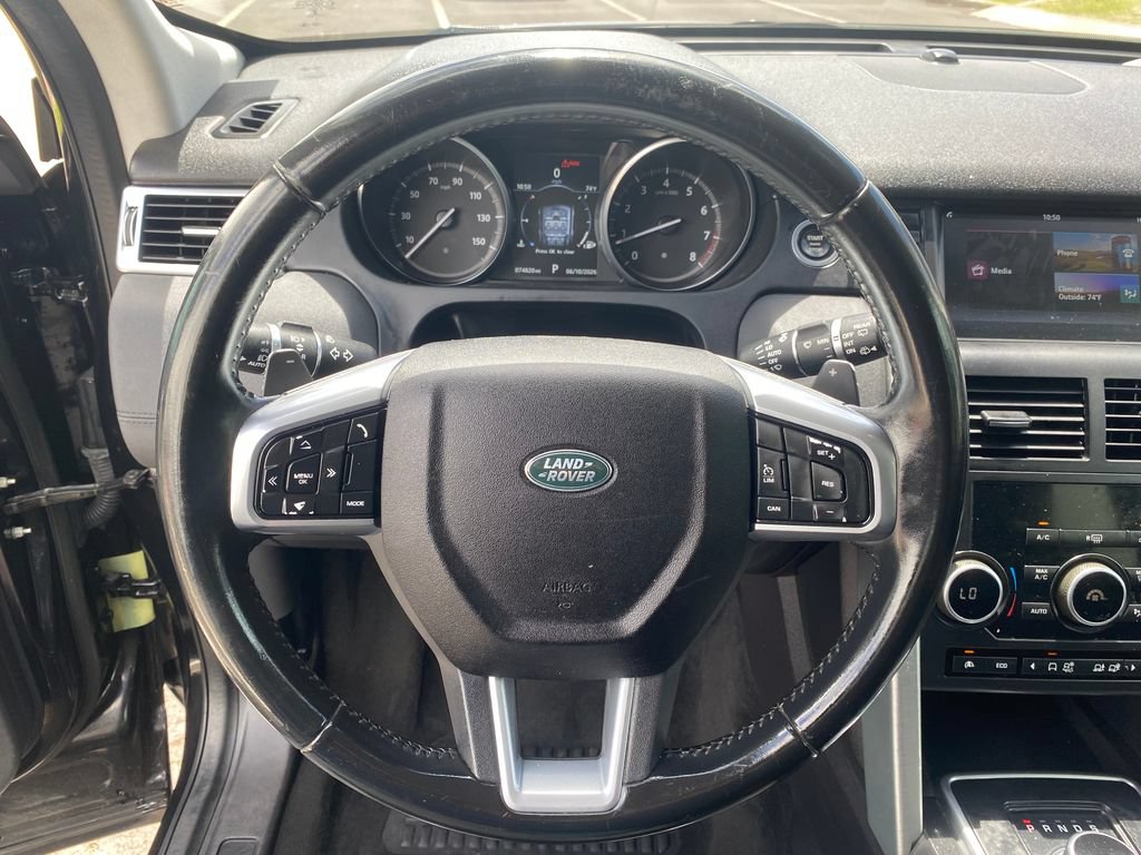 Used 2017 Land Rover Discovery Sport SE AWD/4WD image 14