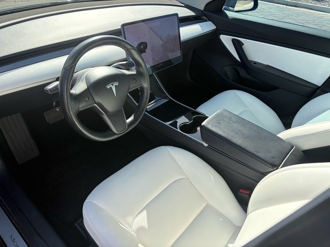 Used 2018 Tesla Model 3 Performance AWD/4WD image 8