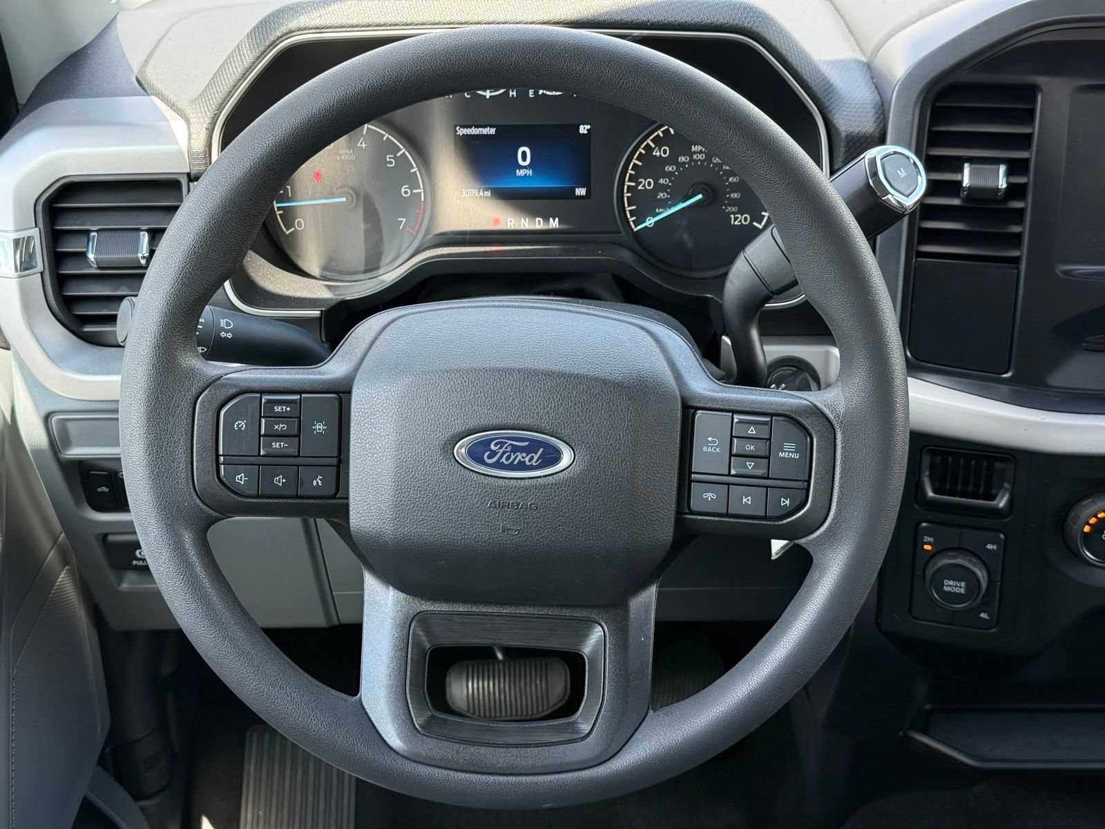 Used 2023 Ford F150 XLT AWD/4WD image 25