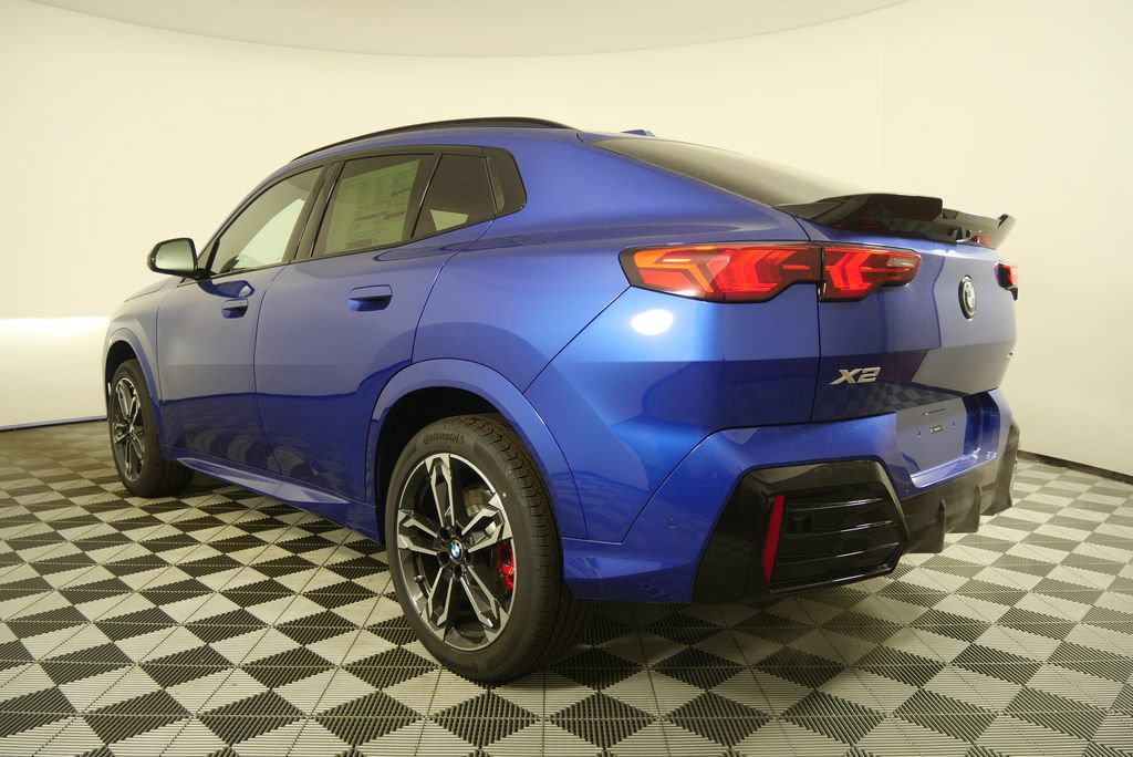 Used 2026 BMW X2 xDrive28i w/ M Sport Package AWD/4WD image 4