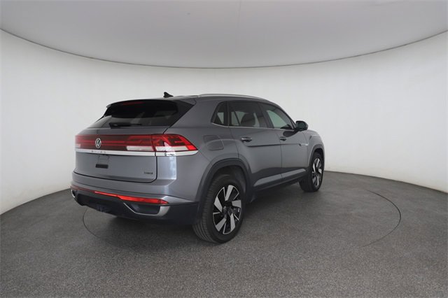 Used 2024 Volkswagen Atlas Cross Sport SE image 18