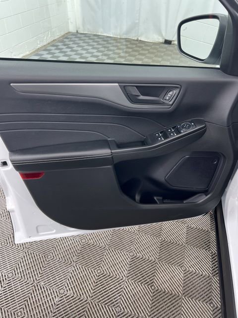 Used 2024 Ford Escape Active image 8